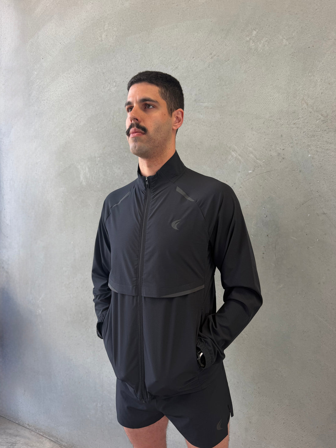 STRIDE RUNNING JACKET