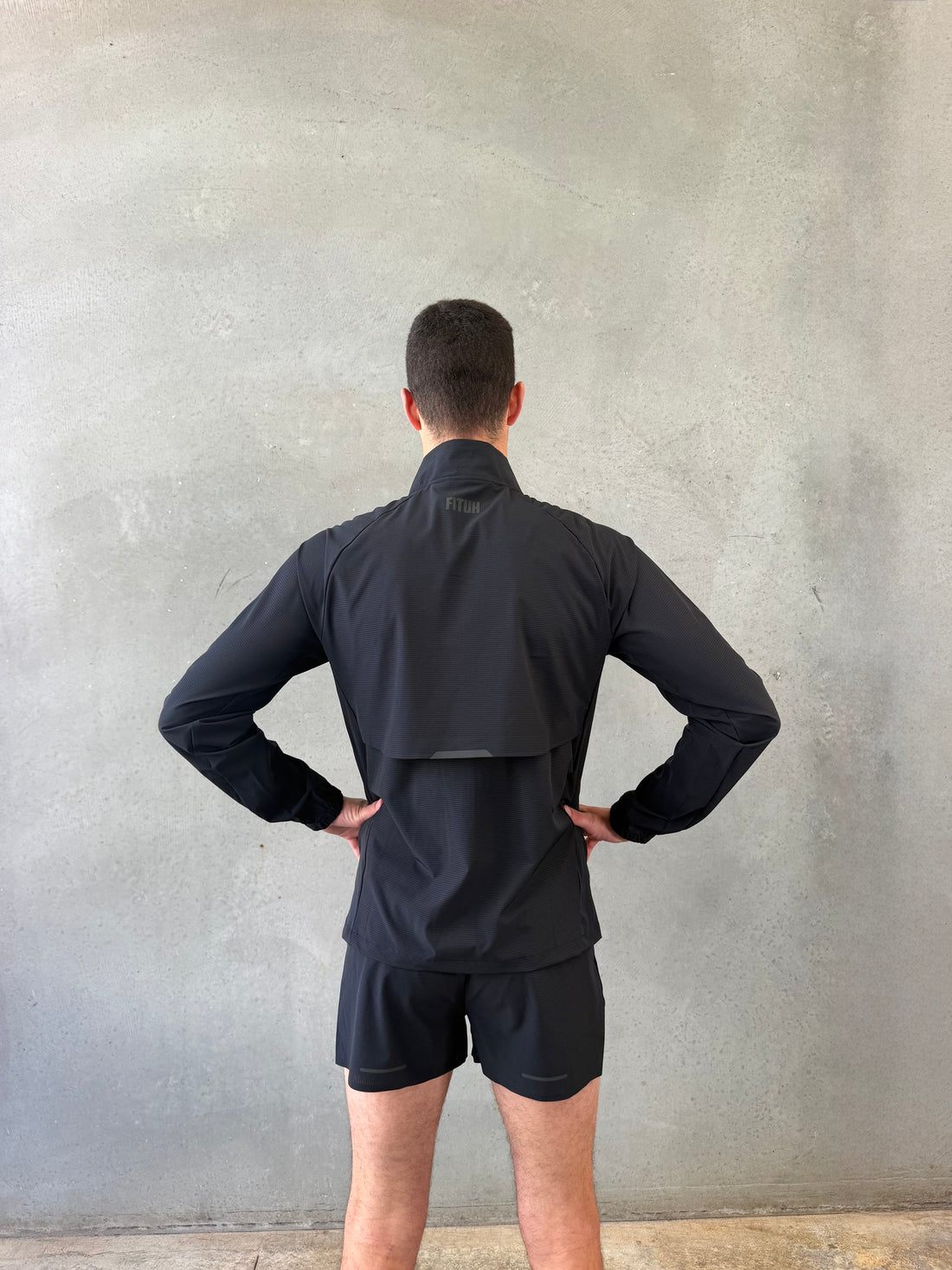STRIDE RUNNING JACKET
